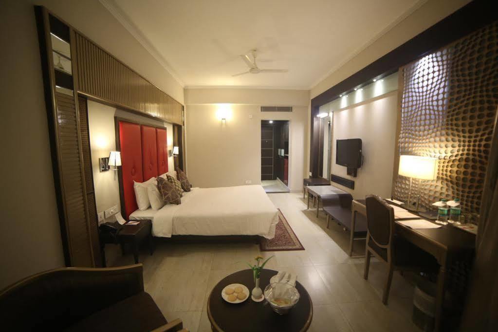 The Amayaa Varanasi Luaran gambar